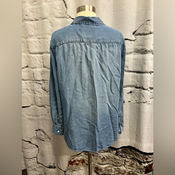 Lola River Sustainable Tencel Eco Soft Button Up Shirt Collared White Button - Picture 5 of 8